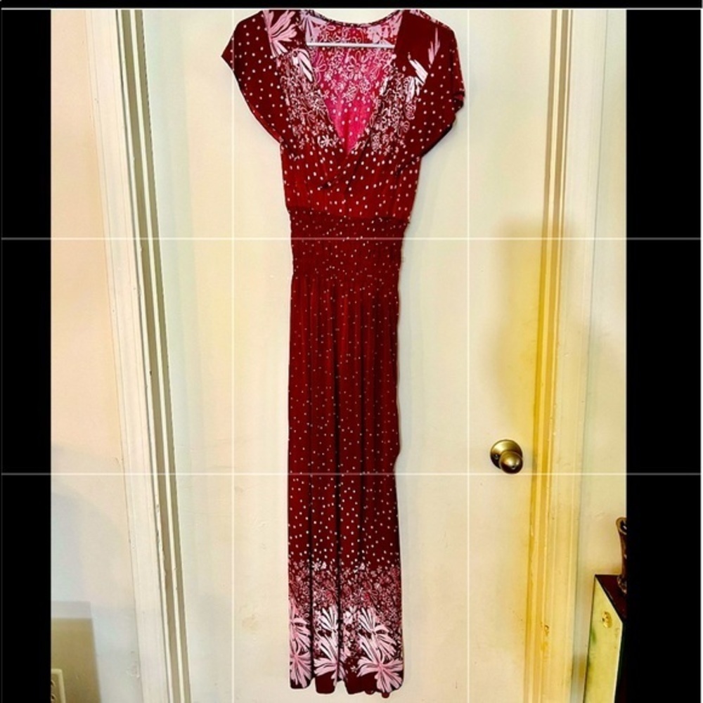 🔴6/$26🔴Deep red short sleeve maxi dress​